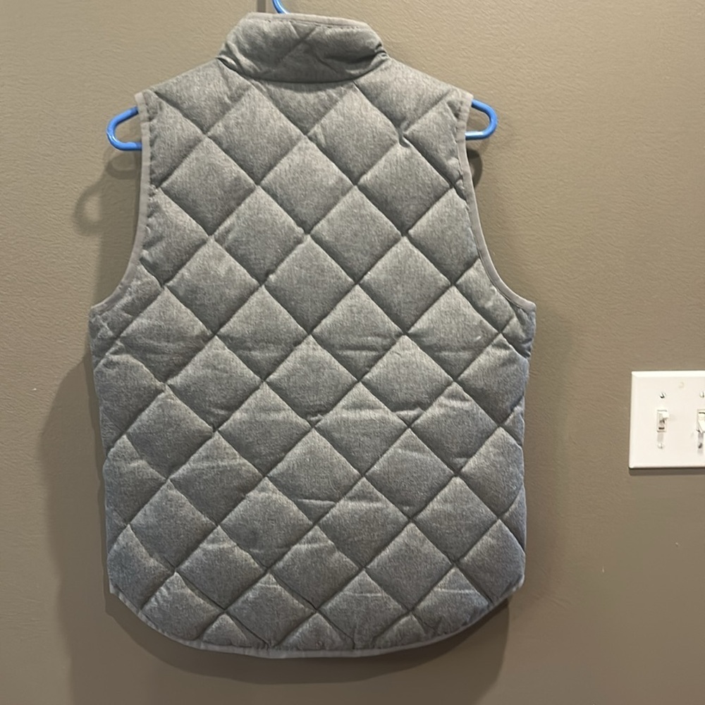 J. Crew Excursion Gray Quilted Puffer Vest Size Small - Picture 6 of 7